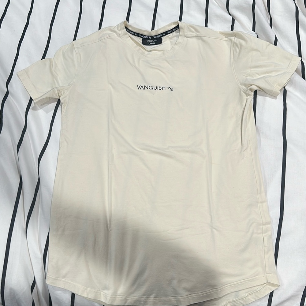 Vanquish Longline tee size Large